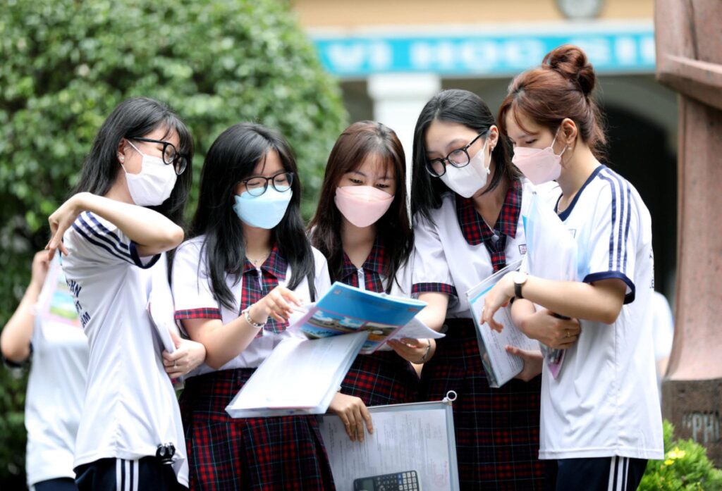 Students sharing the results of university entrance exam